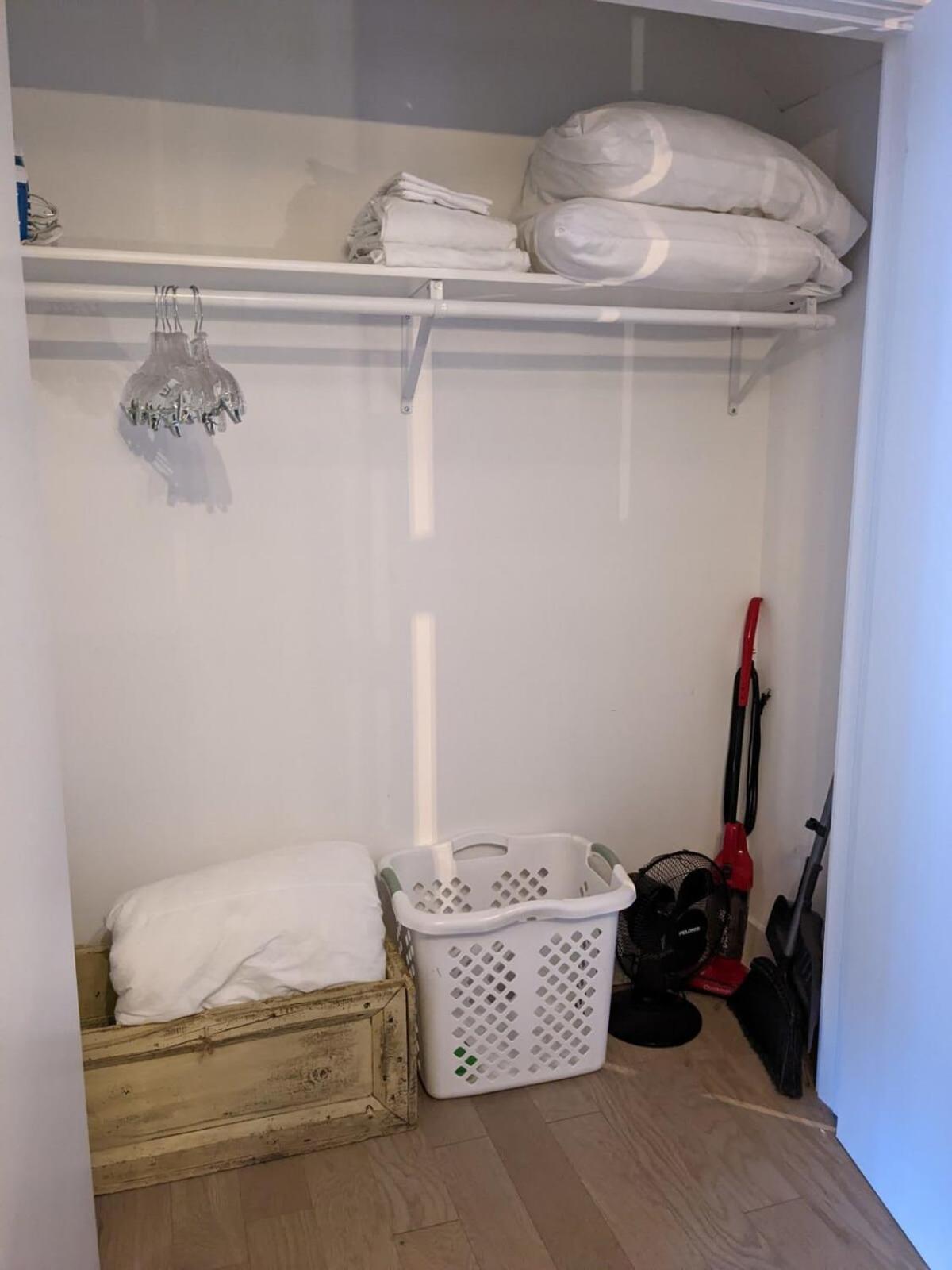 Condo On State Hospital Grounds! Травърс Сити Екстериор снимка